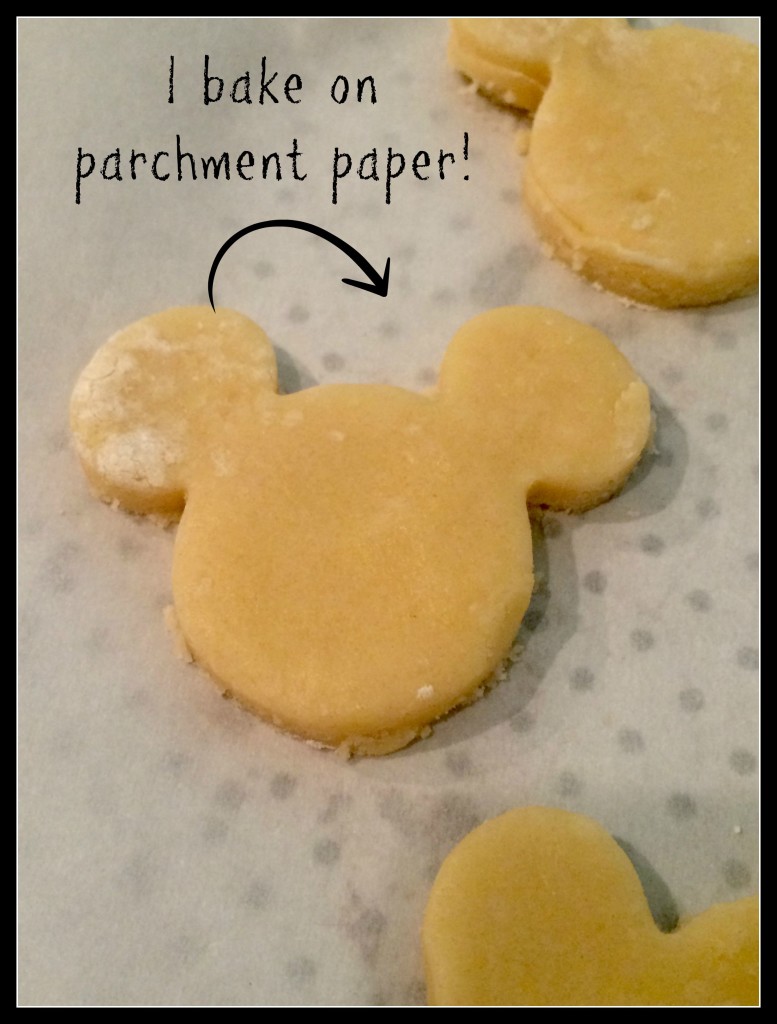 Not-So-Spooky-Mickey-Mouse-Halloween-Cookies-Baking