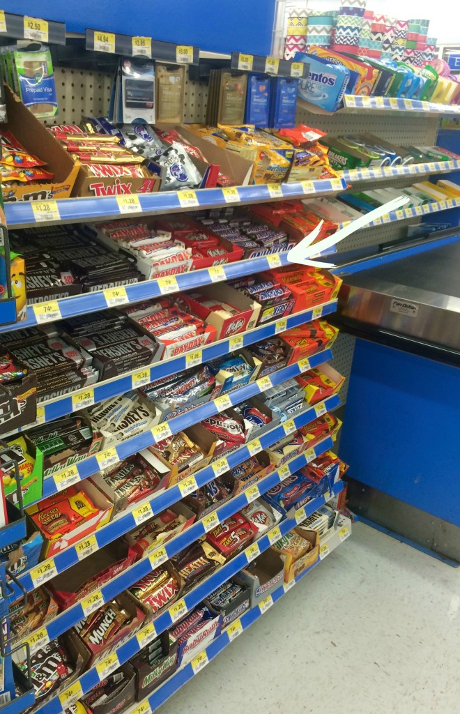 SNICKERS-personality-bars-checkout-aisle