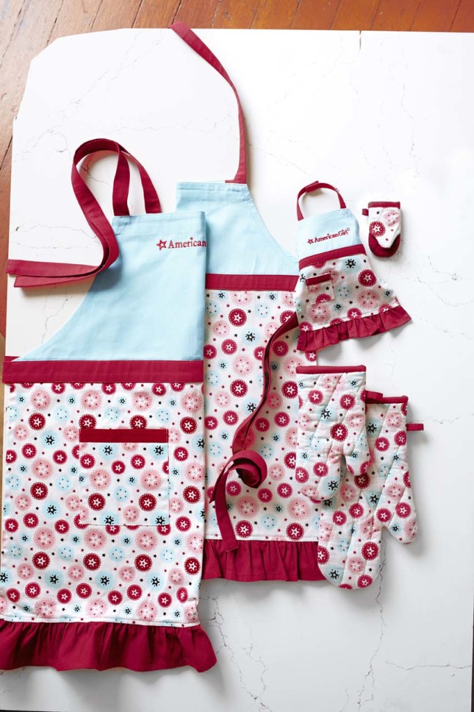 american-girl-aprons