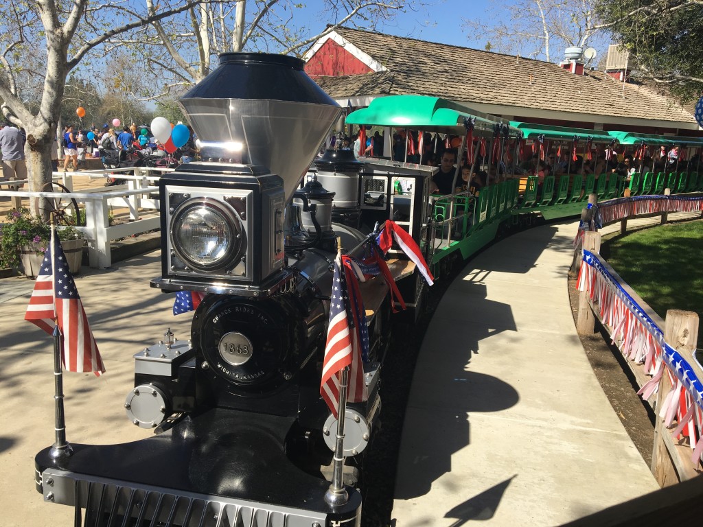 irvine-park-railroad-easter-eggstravaganza-train