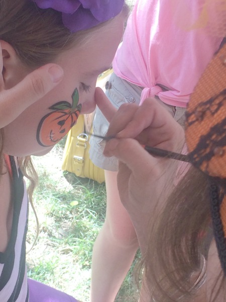 irvine-park-railroad-pumpkin-patch-face-painting