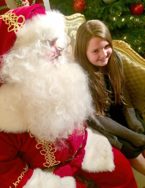 irvine-park-railroad-smiling-with-santa