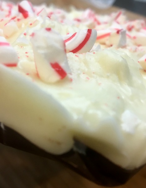 holiday-peppermint-bark-cut