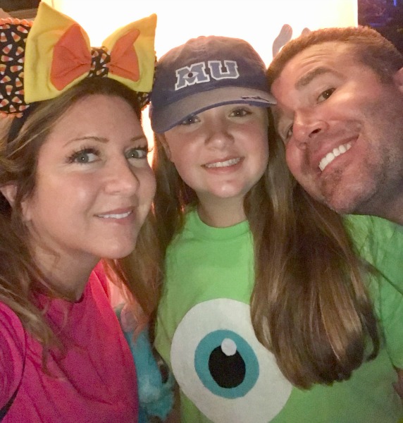 mickeys-not-so-scary-halloween-party-selfie