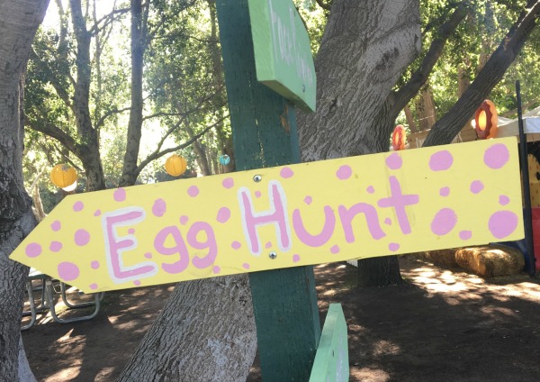irvine-park-railroad-easter-eggstravaganza-egg-hunt-sign