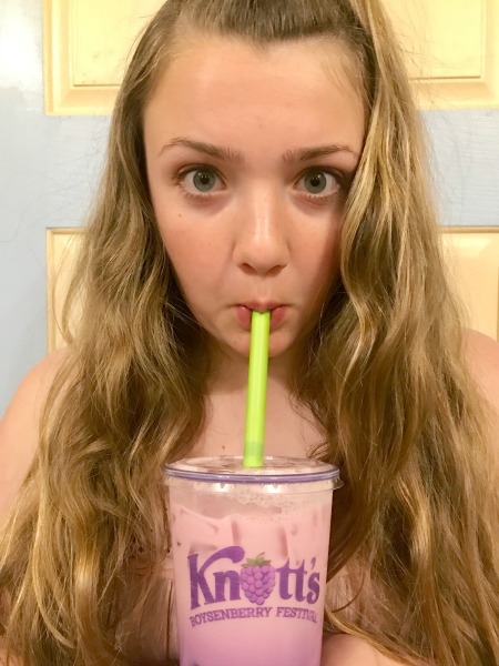 knotts-boysenberry-festival-boysenberry-boba-tea